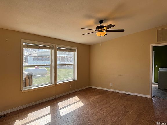 4th image of 9065 Sabin Dr