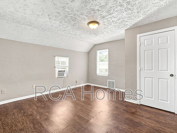 4th image of 2414 English Ave