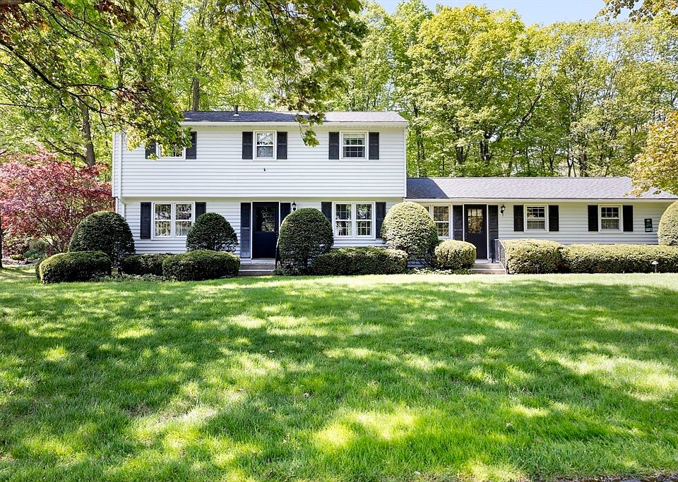 1st image of 55 Longfellow Rd