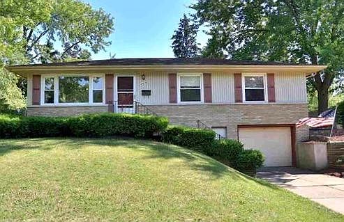 1st image of 2618 W Huntington Dr