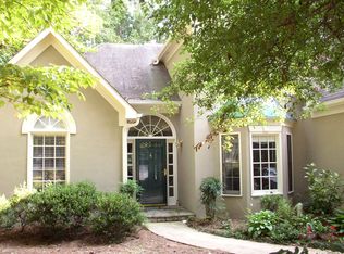 5052 Southland Dr, Woodstock, GA