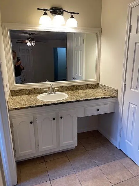 3 bed, 2.0 bath, 1666 sqft, $1,750 — Photo 2