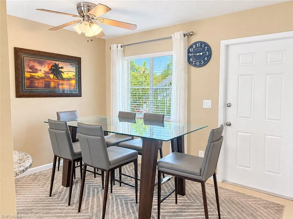2 bed, 2.0 bath, 886 sqft, $3,200 — Photo 4