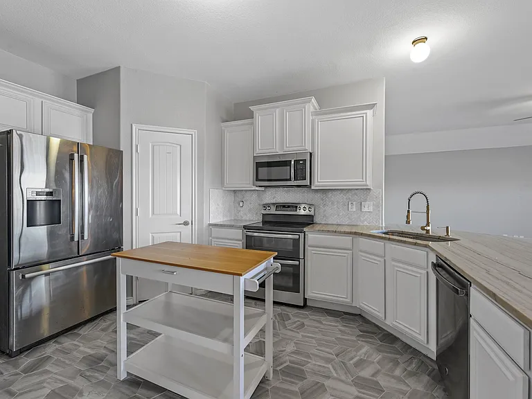 5590 Manitou Dr — Photo 18