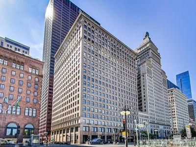 330 S Michigan Ave APT 2006, Chicago, IL, 60604