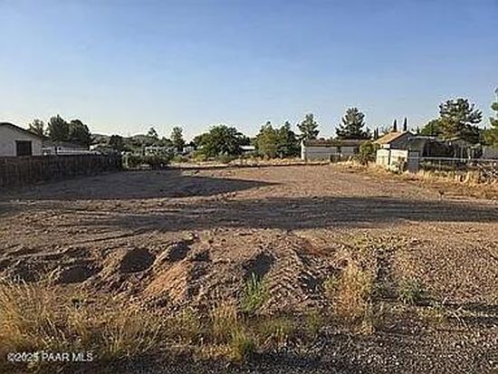 20647 E Ocotillo Dr, Cordes Lakes, AZ 86333