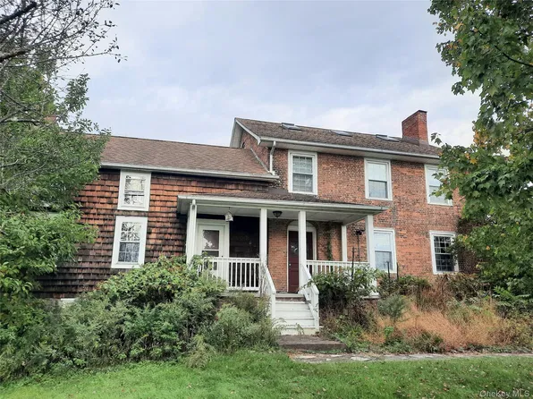 831 County Route 12, New Hampton, NY 10958