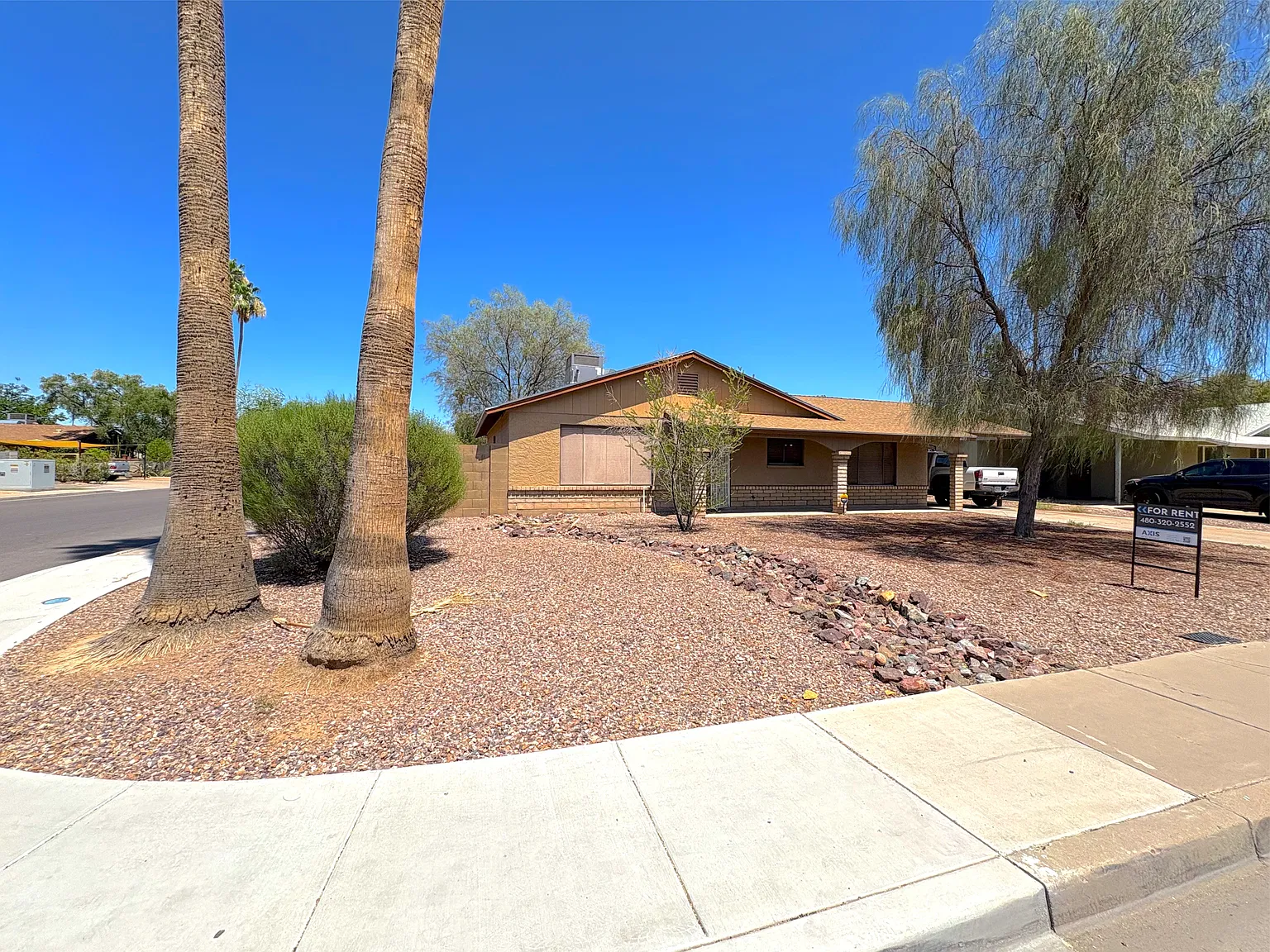 3 bed, 1308 sqft, $2,250 — Photo 2