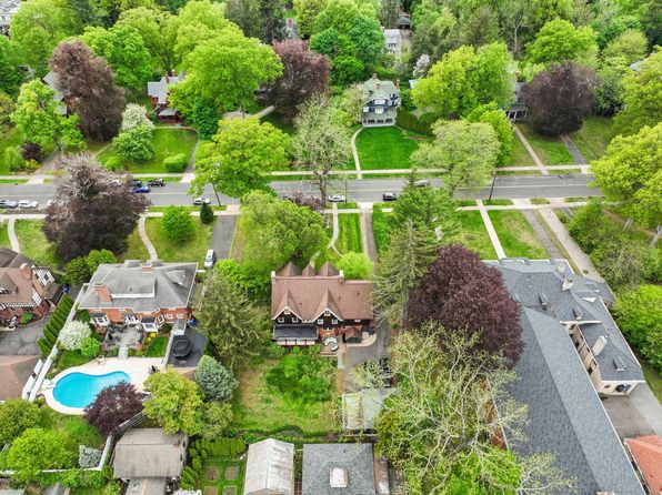 836 Prospect Ave, Hartford, CT 06105