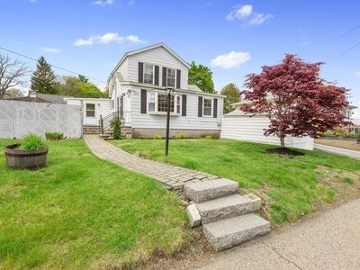 217 Millbury Ave, Millbury, MA, 01527