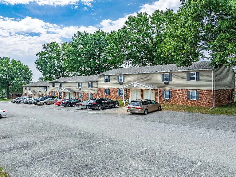 Apartments at Waterford — Photo 234