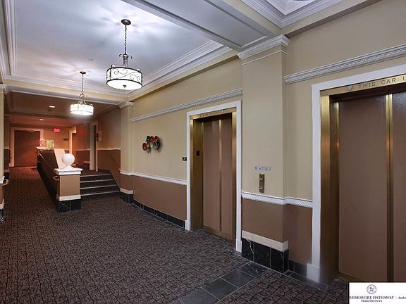 5th image of 300 S 16th St APT 904