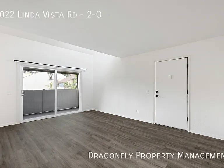 8022 Linda Vista Rd #2O — Photo 3