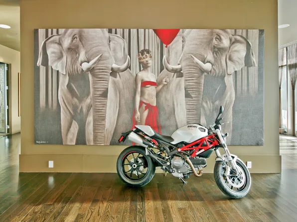 30 Crosby Street image 1 of 19