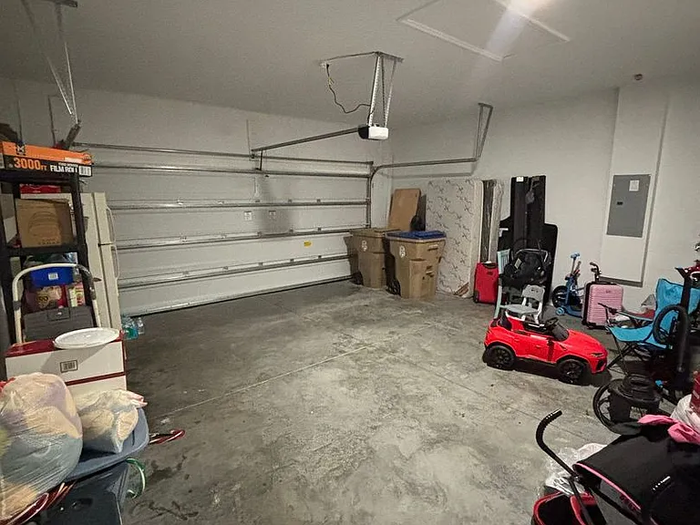 118 Pompei Dr — Photo 24