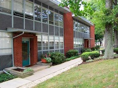 622 Park Ln APT B, Greensburg, PA, 15601