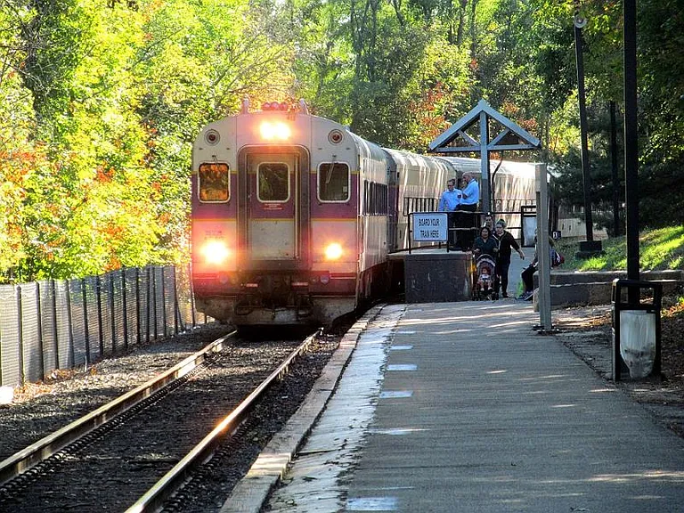 Commuter rail