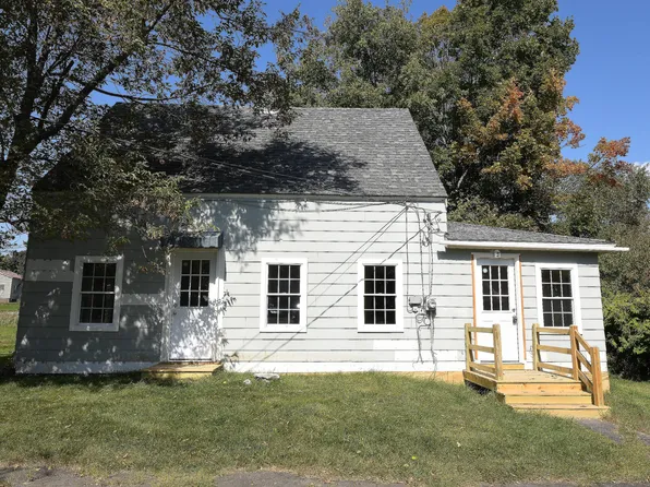 4 Church Street, Milo, ME 04463