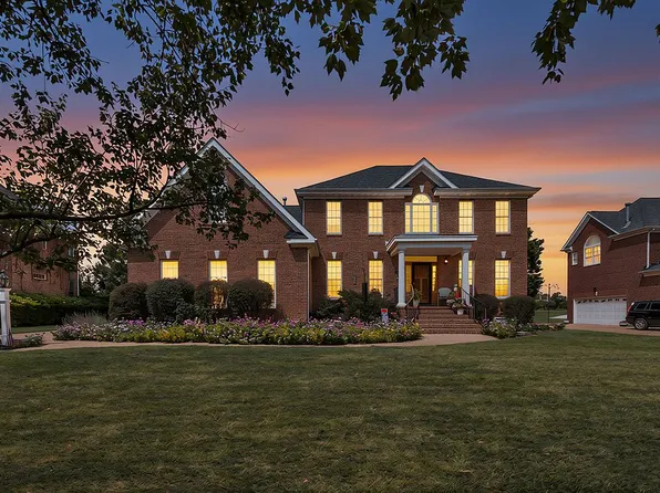 5314 Marsh Landing Ln, Suffolk, VA 23435