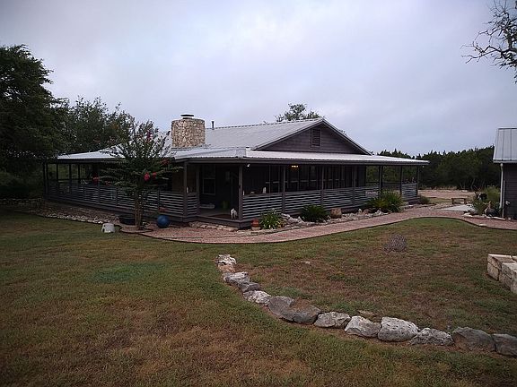 4th image of 201 Blue Creek Dr