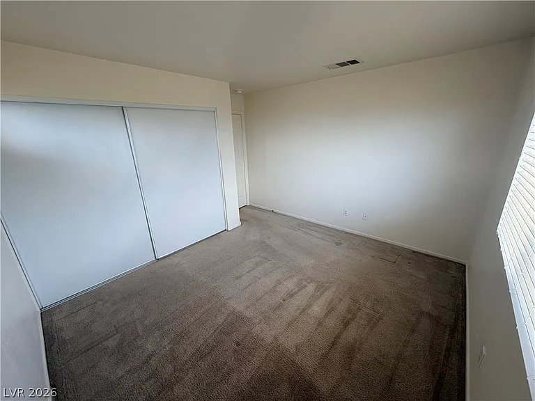 925 Lexington Cross Dr — Photo 37