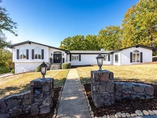 5827 N Park Rd, Hixson, TN 37343