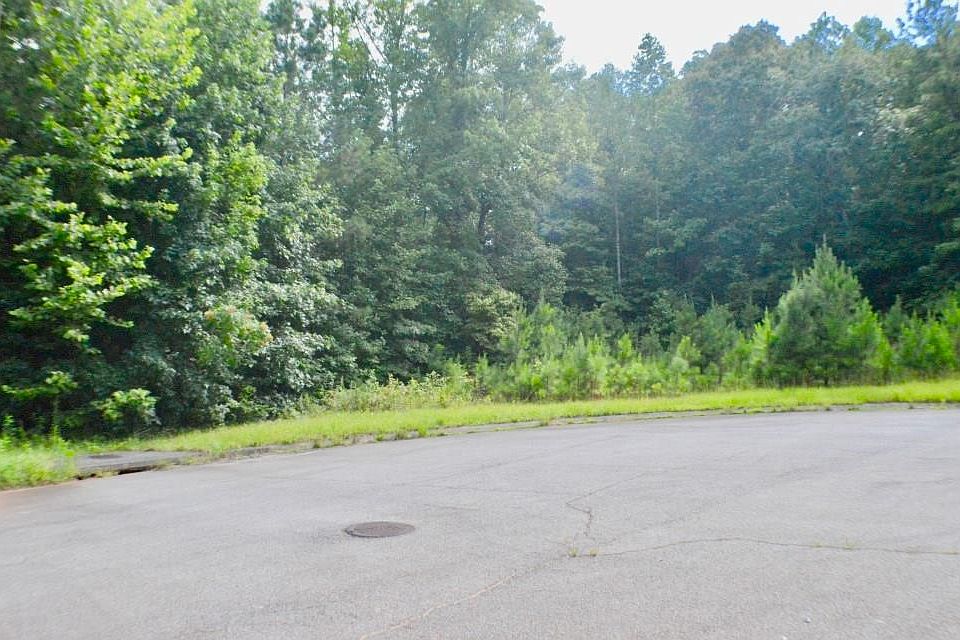 2nd image of 937 Ole Mill Way