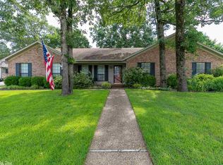 4425 Bear Tree Dr, Little Rock, AR 72223