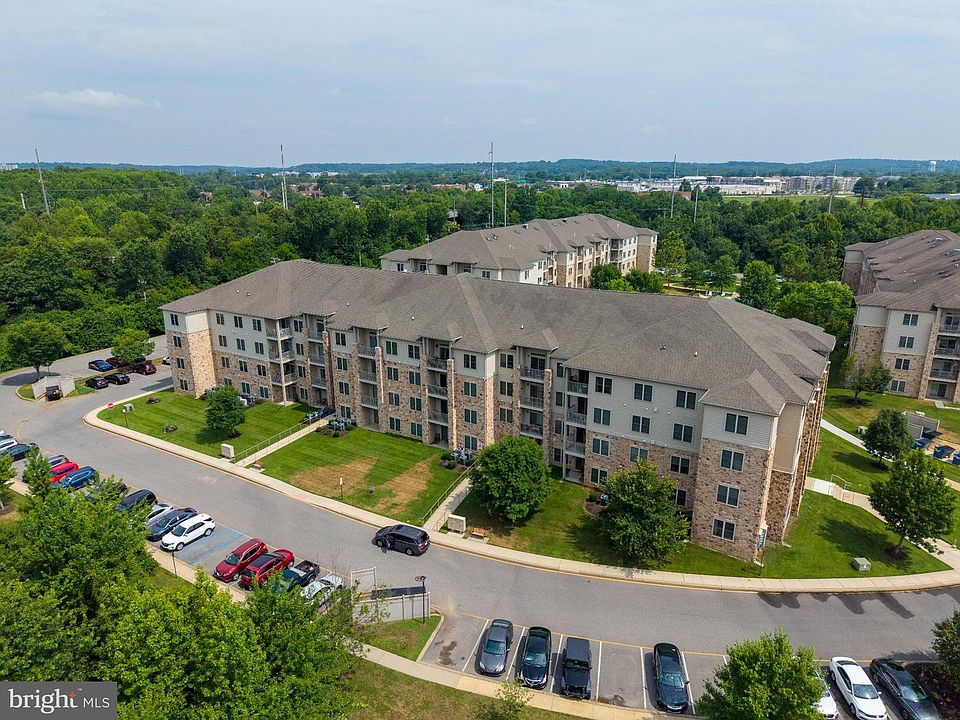 1st image of 2000 Fountainview Cir #2108