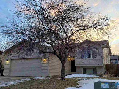 4815 S Plateau Trl, Sioux Falls, SD, 57106