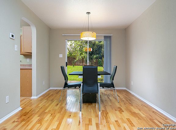 4th image of 11047 Monahan Park