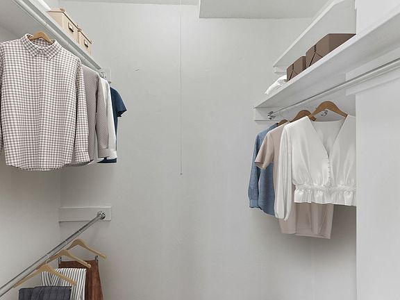 Walk-in closet