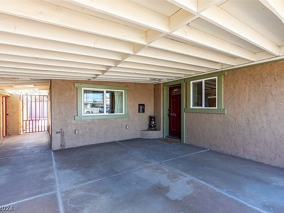 4th image of 236 Hillcrest Dr