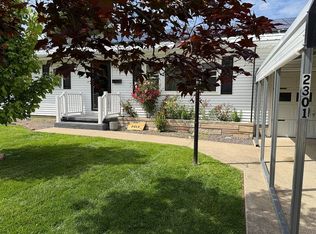 2301 Devonshire Dr, Lawrenceville, IL 62439