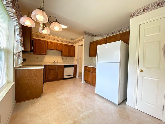 4th image of 3301 Milestone Creek Ct