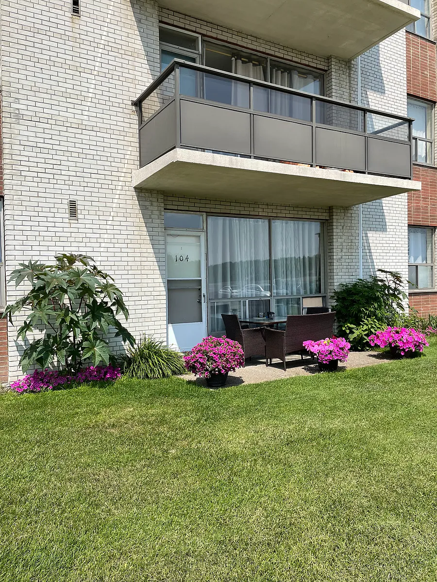 Building Photo - 99 Dow Dr
