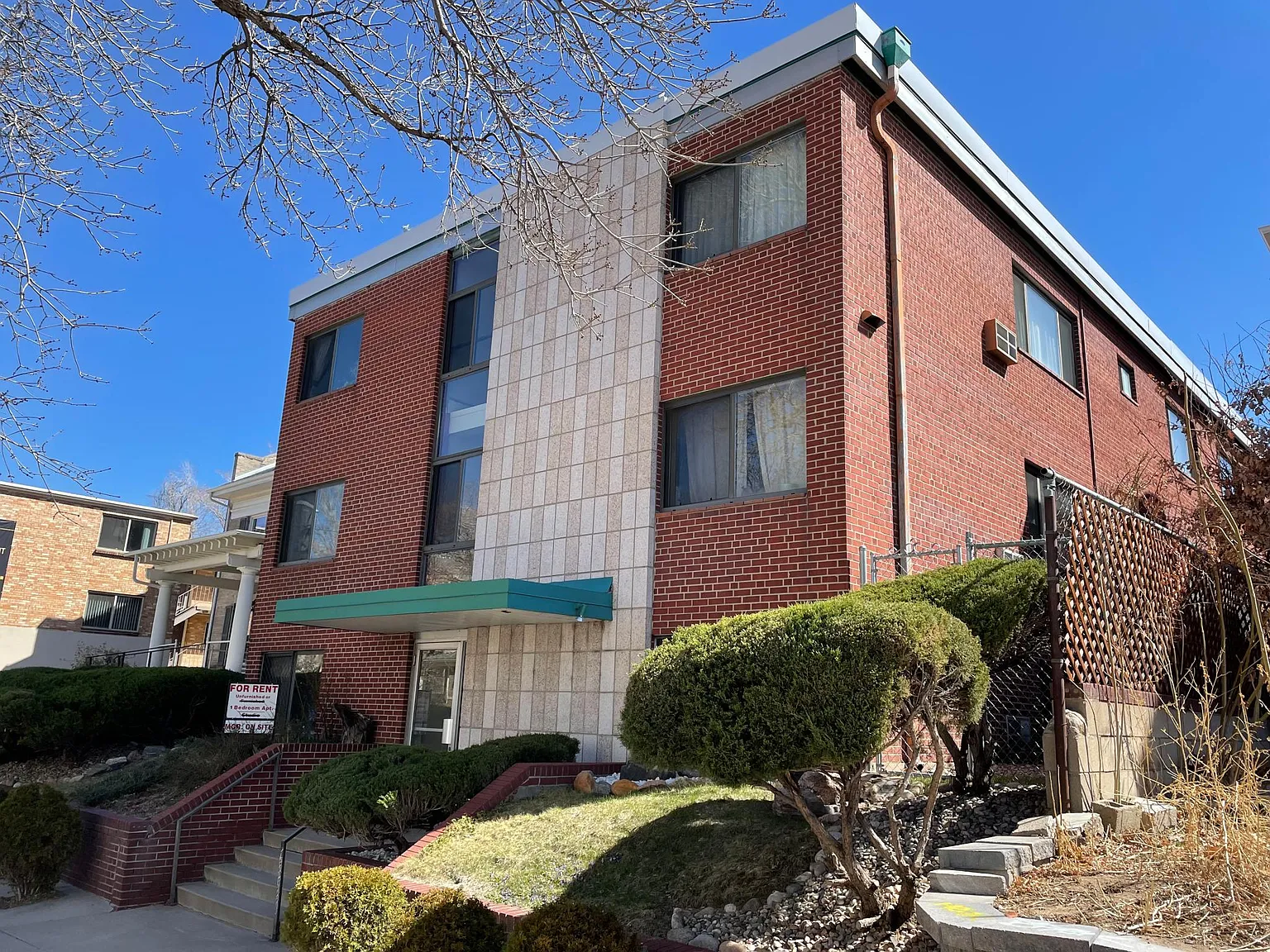 1 bed, 600 sqft, $995 — Photo 1