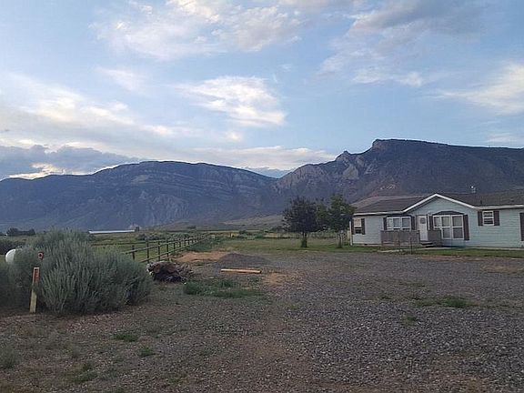 Front of property facing BLM