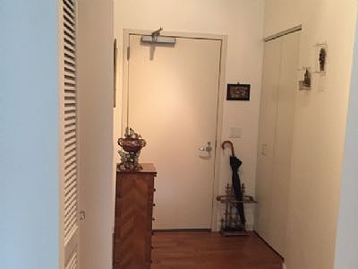 4th image of 700 N Larrabee St #B15