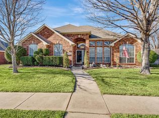 2501 Balsam Dr, Rowlett, TX 75089