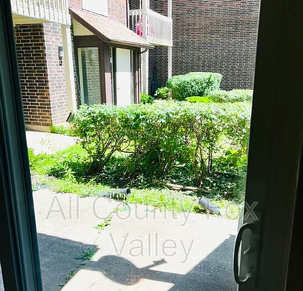 2246 W Nichols Rd #A — Photo 15