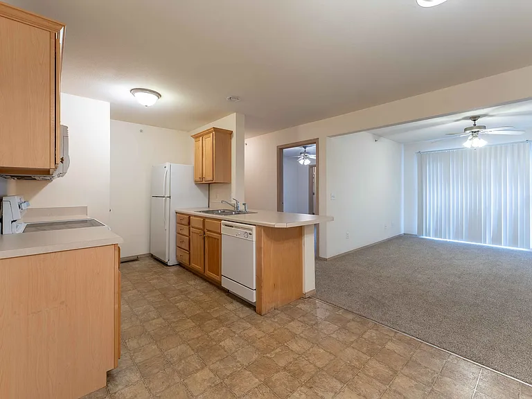 Battlefield Park Apartments — Photo 90