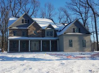 6937 Stella Circle Upper, Coopersburg, PA 18036