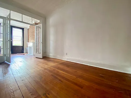 Rented by Native Real Estate LLC | media 27