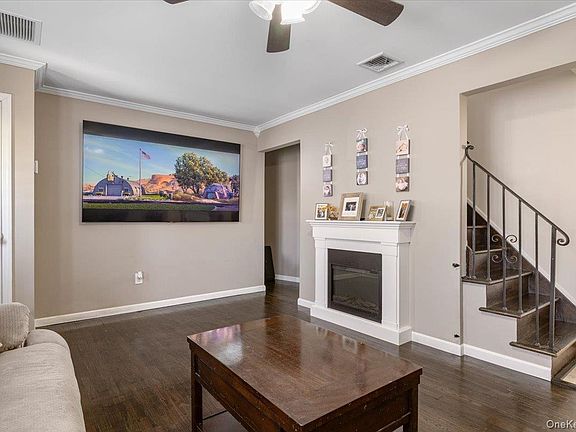 5th image of 299 37 Street