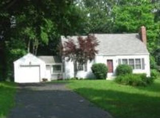 1487 Longmeadow St, Longmeadow, MA 01106