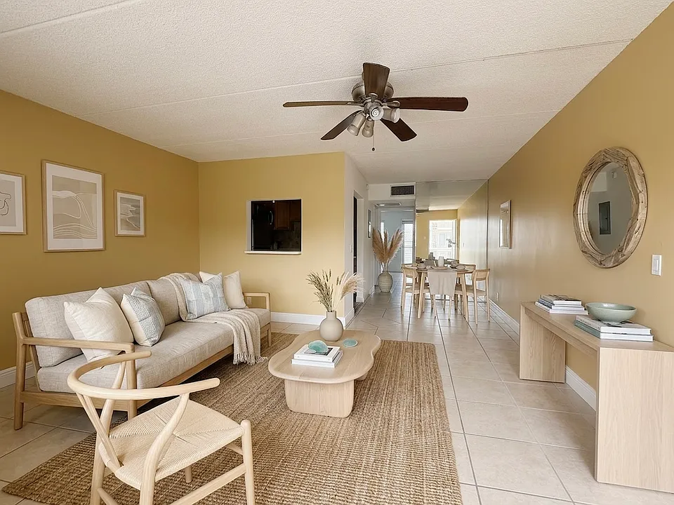 600 Village Green Ct #203