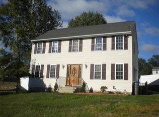 19 Columbus Ave, Methuen, MA 01844