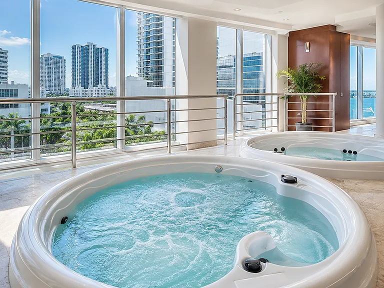Jacuzzi