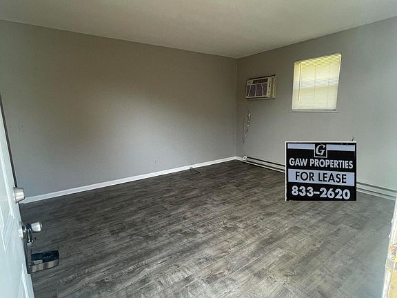 4th image of 108 Valeria St #B